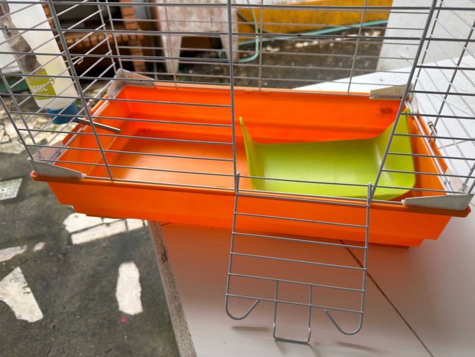 Vendo Gaiola para Coelho – Ótimo Estado