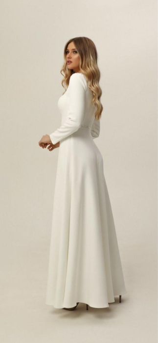 Весільна сукня вечірня