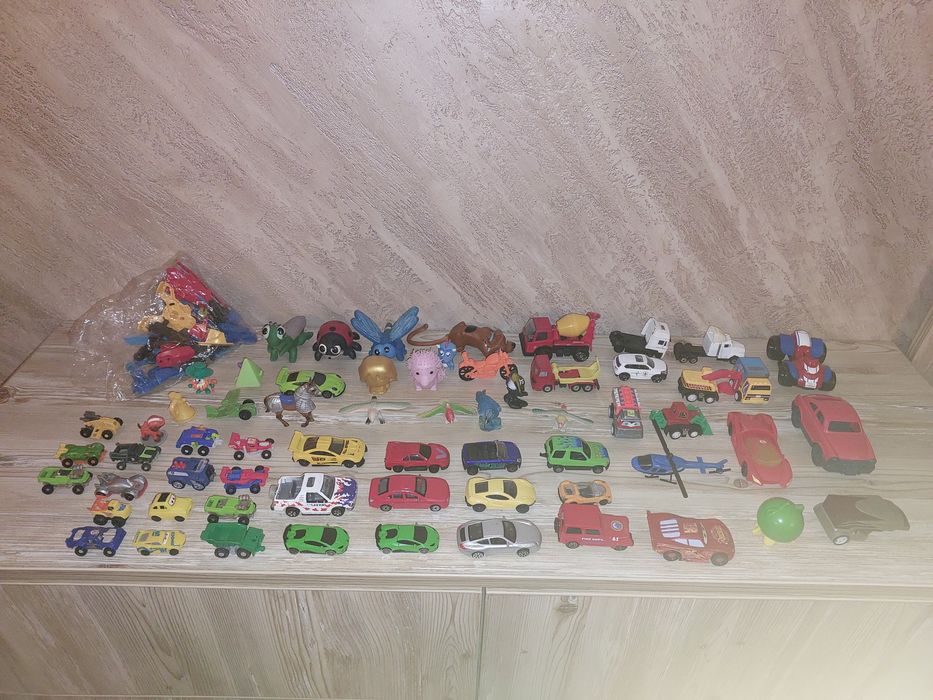 Лот іграшок для хлопчиків