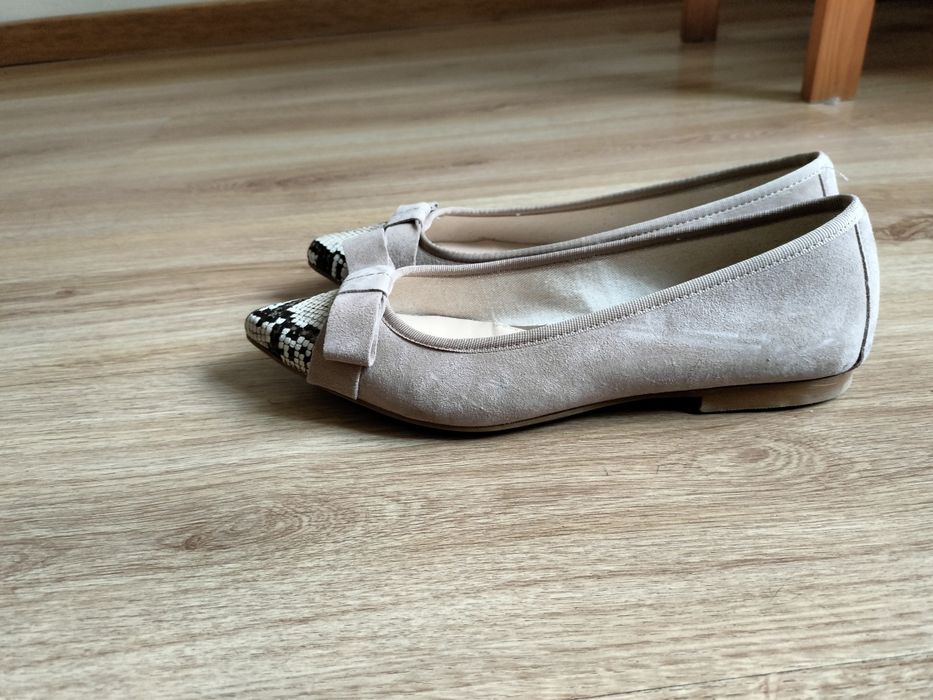 Sapatos rasos nude