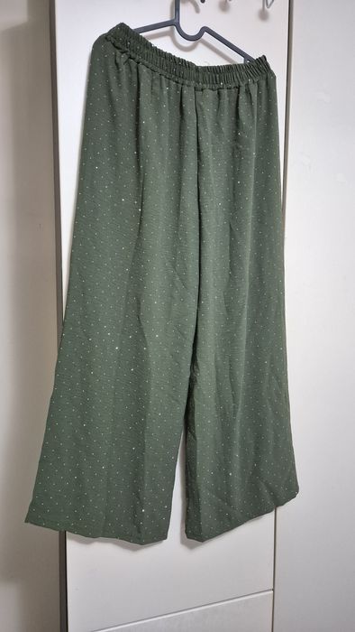 Calças pantalonas verde com brilhos L/XL