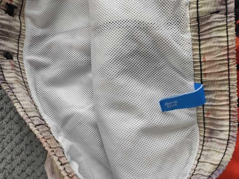 Мужские шорты, отличное качество,размеры М и ХХL