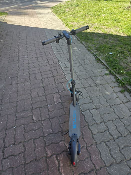 Motus Scooty 10 Lite