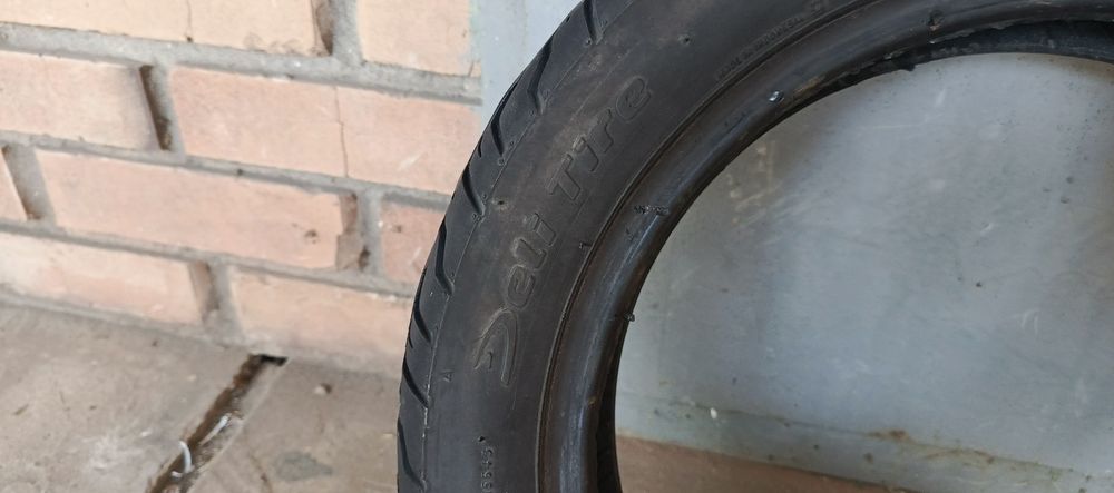 Продам мотошину 100/90-12"