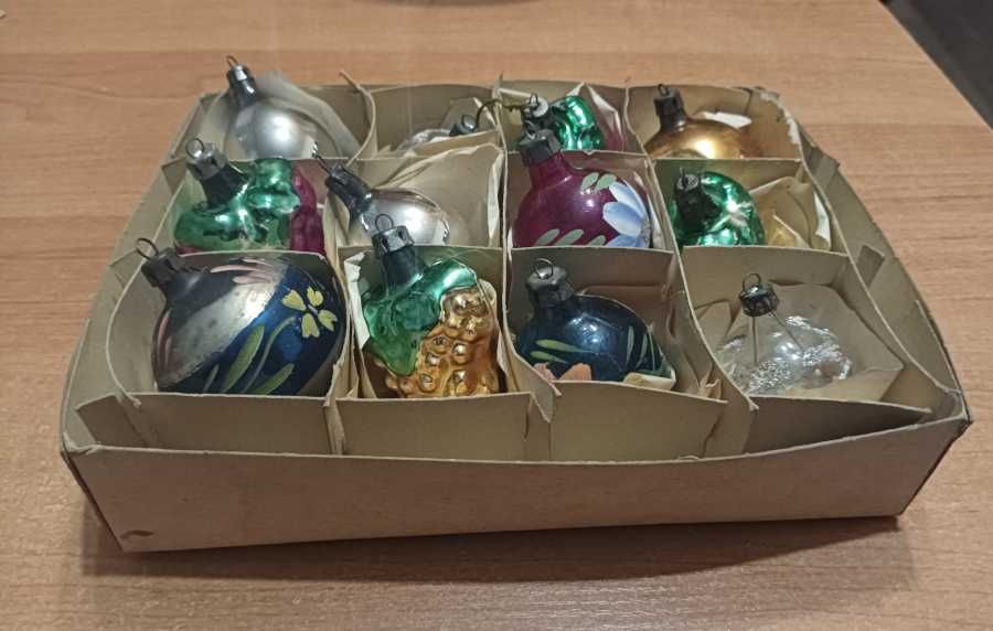 Stare bombki szklane Vintage PRL 12 sztuk