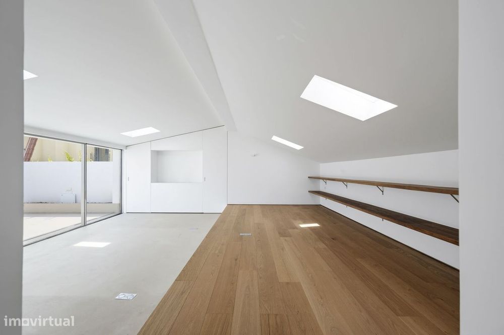 Moradia T4 com jardim, Lapa, Lisboa