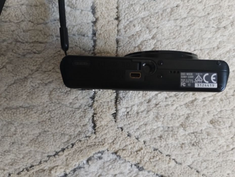 Sony Cyber-Shot DSC-W830