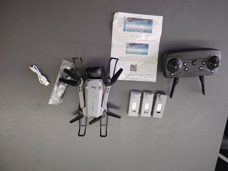 Dron Wi-Fi 2 kamery 3 baterie