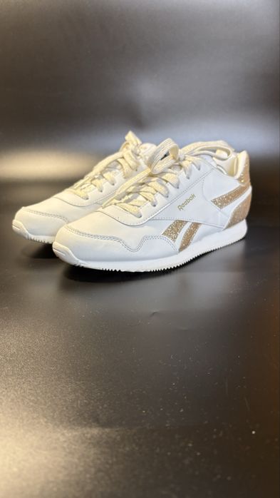 Жіночі оригінальні кросівки Reebok, 38 розмір, білі, на кожен день