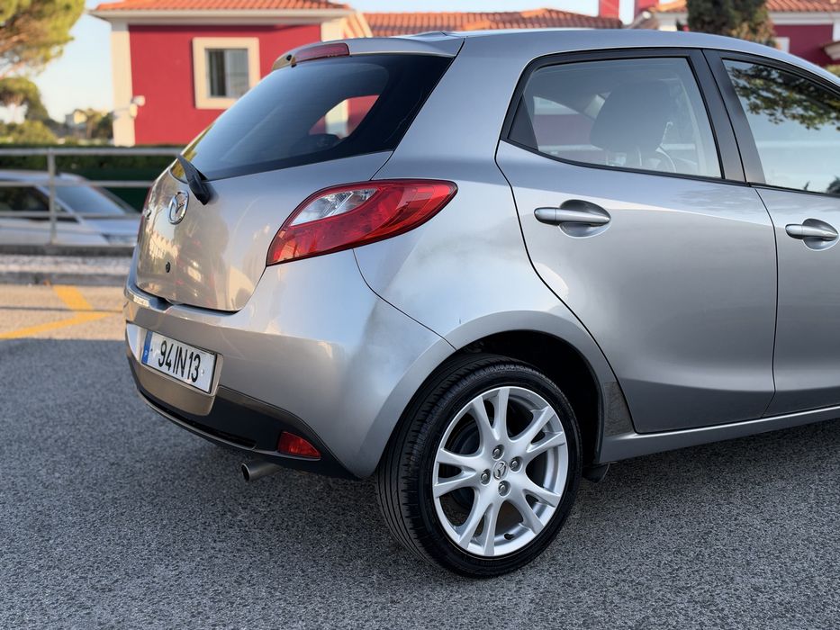 Mazda 2 1.3 - 2009 - Garantia 18 meses