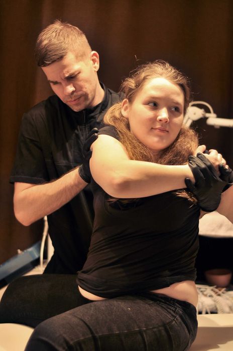 Вправка дисків/масаж/манульна терапія та рекомендація