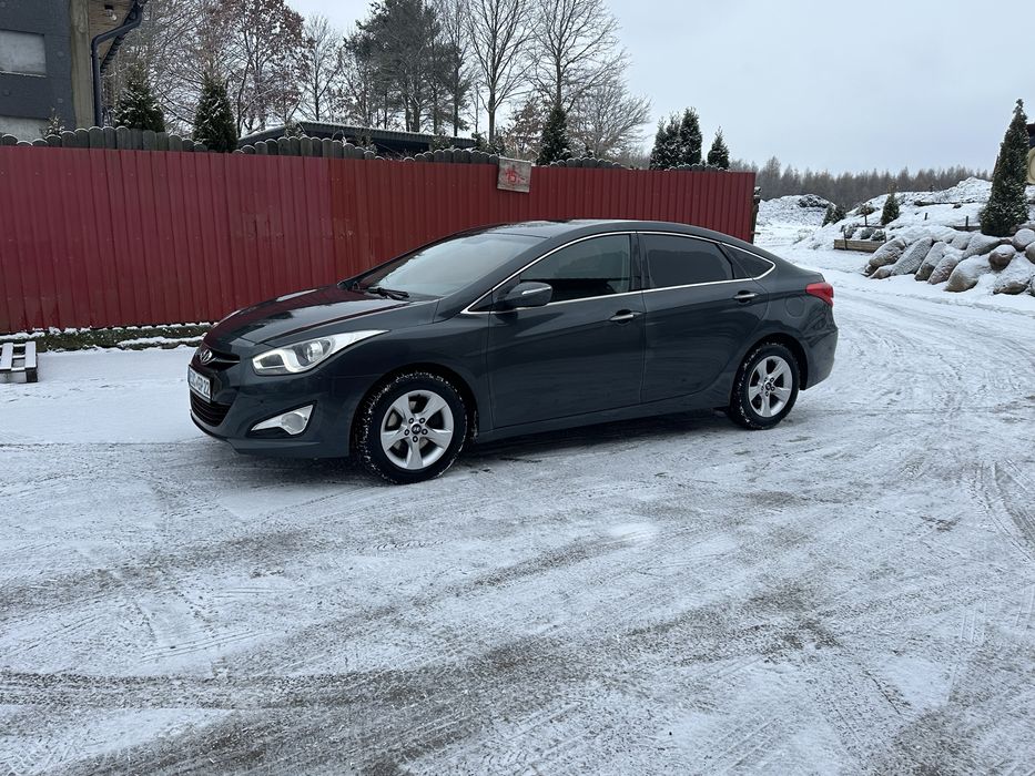Hyundai i40  1.6 crdi. Super stan!!!