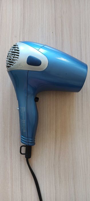 Suszarka do włosów Perfect.