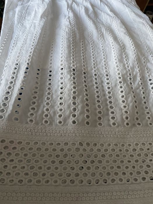 Biala haftowana sukienka maxi