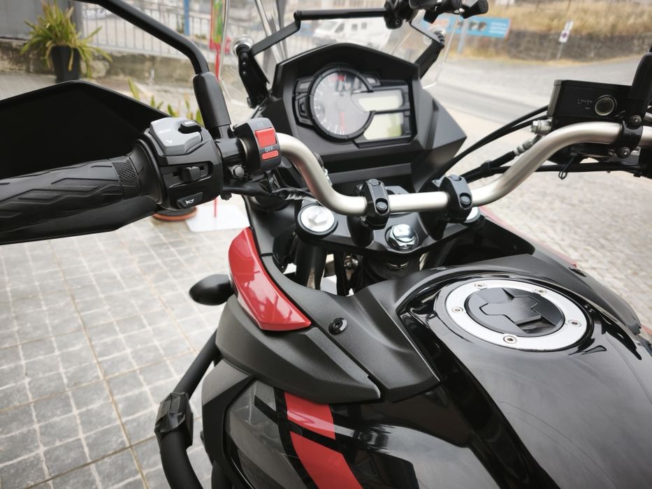 Suzuki V-stom XT 650 nova