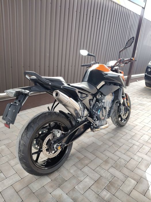 KTM Duke 890 abs