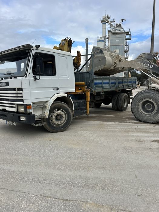 Aluguer de camaio grua e basculante