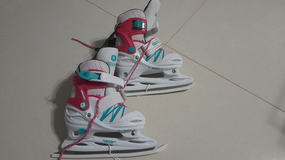 Łyżwy dziecięce rozmiar 30-33