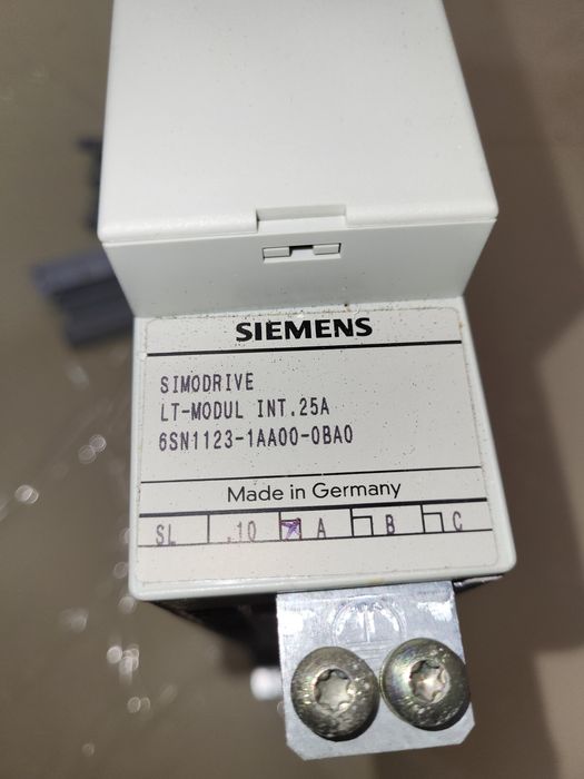 Сервопривод 6sn1123-1aa00-0ba0