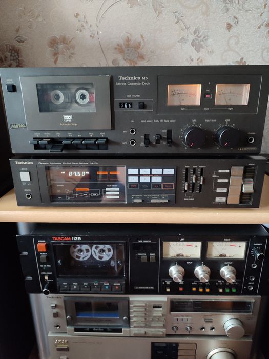 Кассетная дека technics М5.