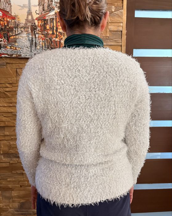 Sweter zimowy biały