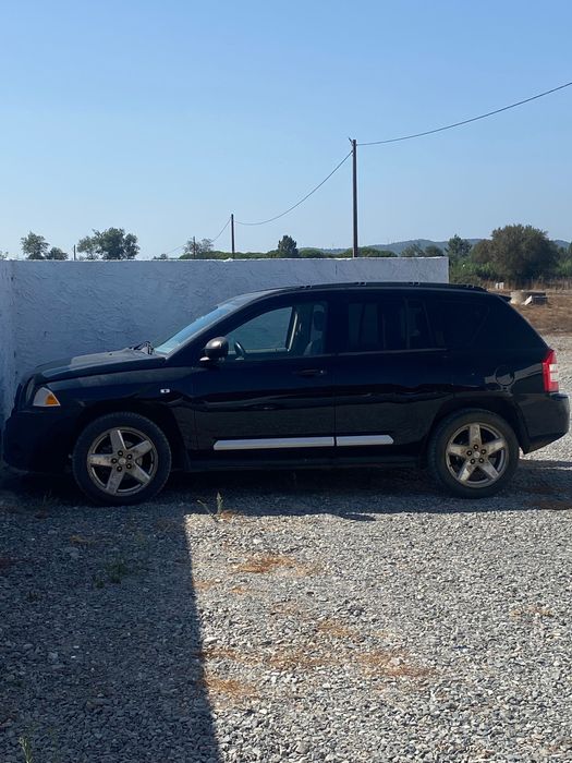 Jeep compass 4wd 2.0 de 2007/06 com 210 mil