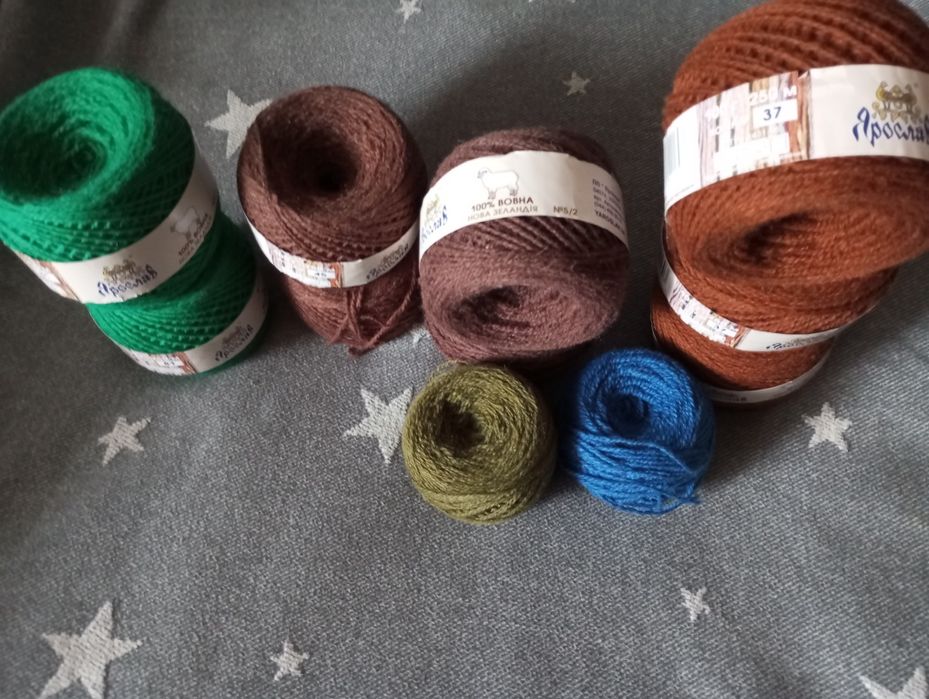 Нитки для в'язання нові