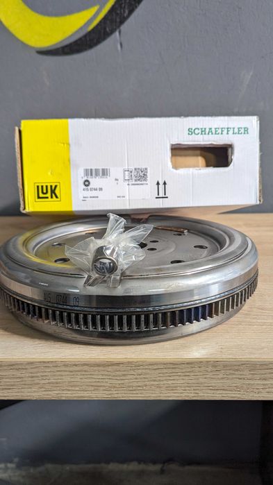 415 0744 09 - Купить запчасти для транспорта БУ и новые - Цена на