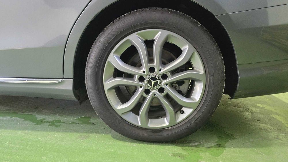 Mercedes - Benz C 180 CDI  -  Salvado