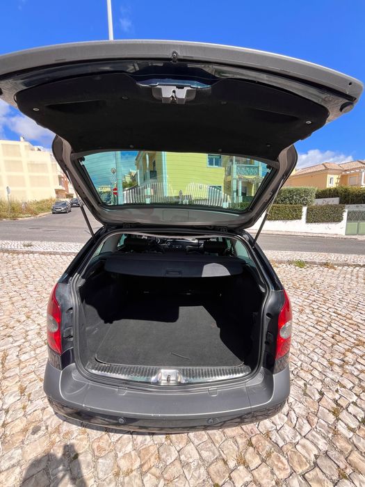 Renault Laguna GT 1.9 dCi 150.000 Km Carrinha 2005