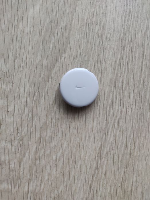 Słuchawki przewodowe Nike z pokrowcem białe USA