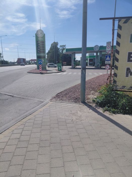 Здається приміщення  в оренду