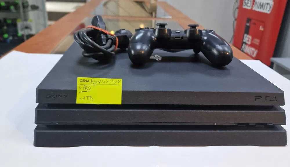 Konsola PlayStation 4  PRO