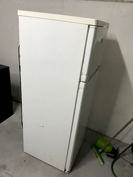 Frigorifico Zanussi - Bom estado em funcionamento