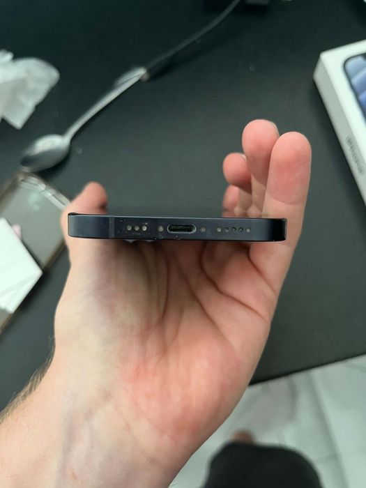 iphone 12 64gb w dobrym stanie