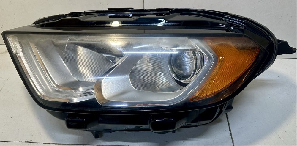 Фара ліва Ford EcoSport  USA 2017 2018 2019 2020 2021