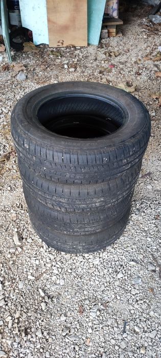 Pneus 195/65 r15