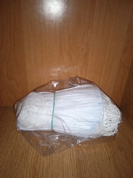 Маска медична захистна