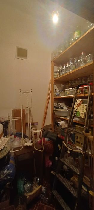 БЕЗПОСЕРЕДНЬО ЦЕНТР МІСТА! ІСТОРИЧНА будівля! 3 кім, 113 кв.м., жила