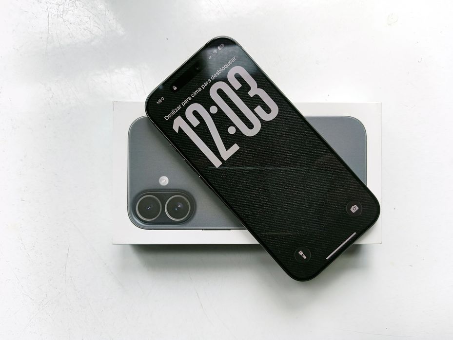 iPhone 17 como NOVO!
