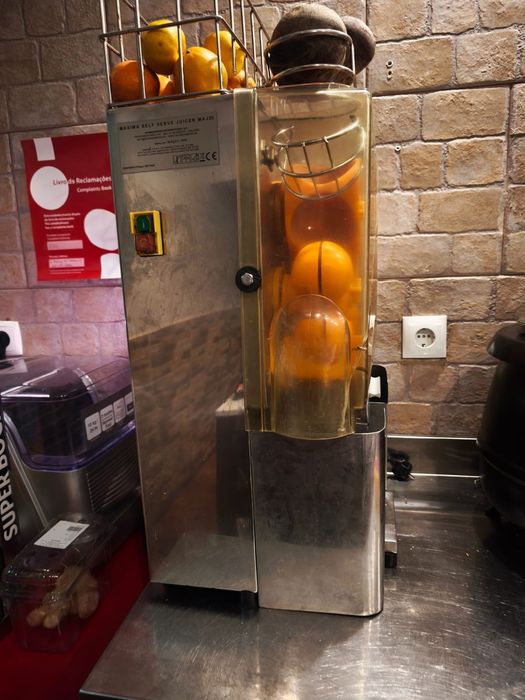 Máquina de espremer  laranjas