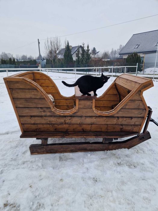 Sanie konne w wersji pudełko