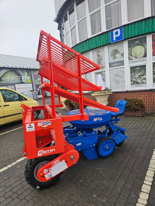 Sadzarka karuzelowa 2 rzedy, sadzarka do warzyw Ferrari Multipla, FMAX