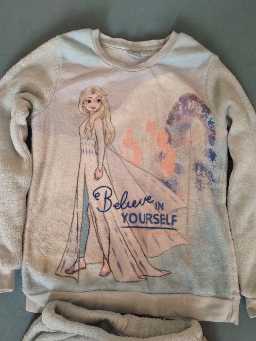 Piżama dziewczęca kraina lodu r 140