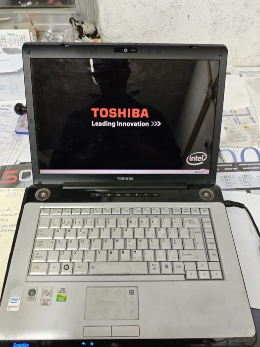 Portátil toshiba