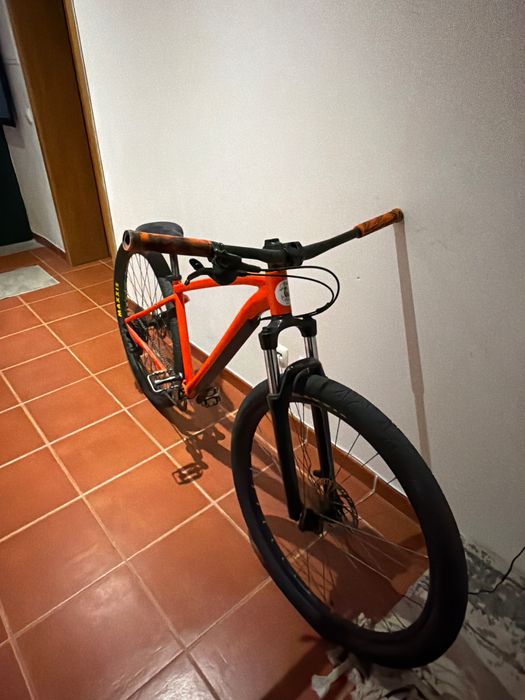 Estou a vender uma bike
