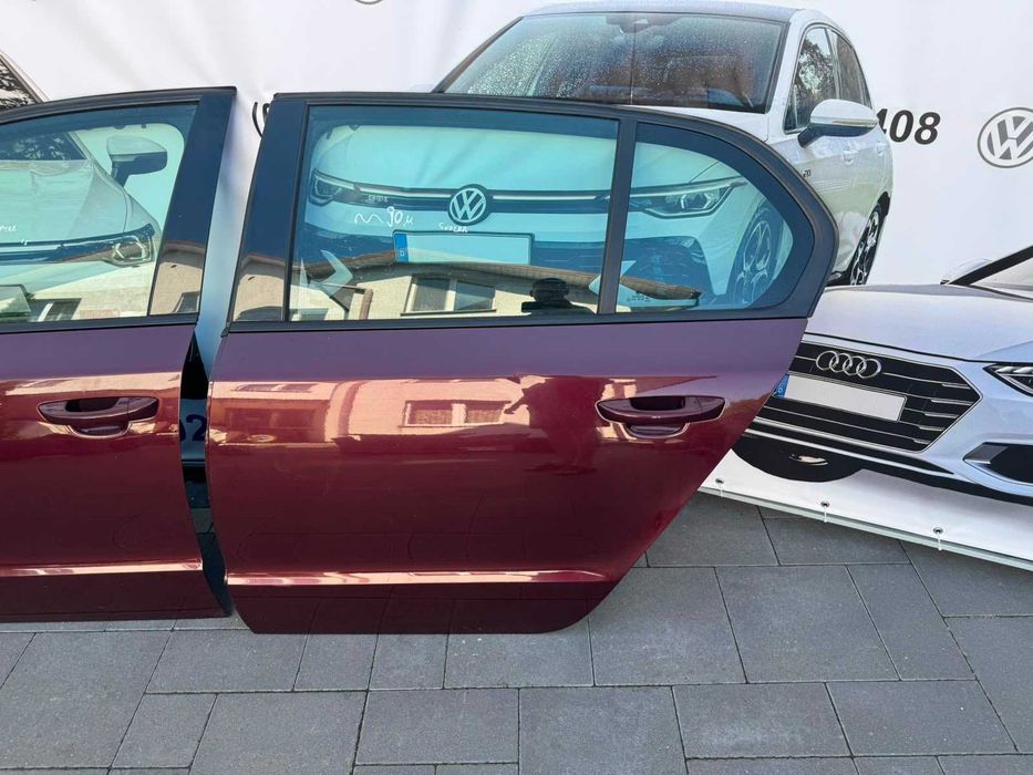 двері  Skoda Superb 2015 перід зад ліфтбек в зборі Друге покоління (B6, рестайлінг) оригінал