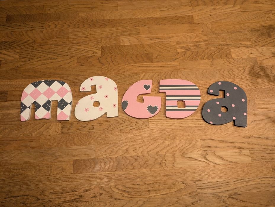 Literki drewniane napis Magda