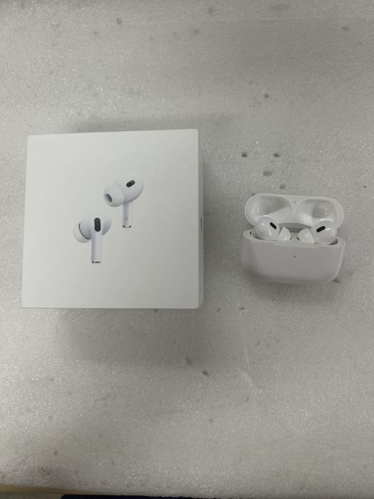 Apple AirPods Pro (2.ª Geração)
