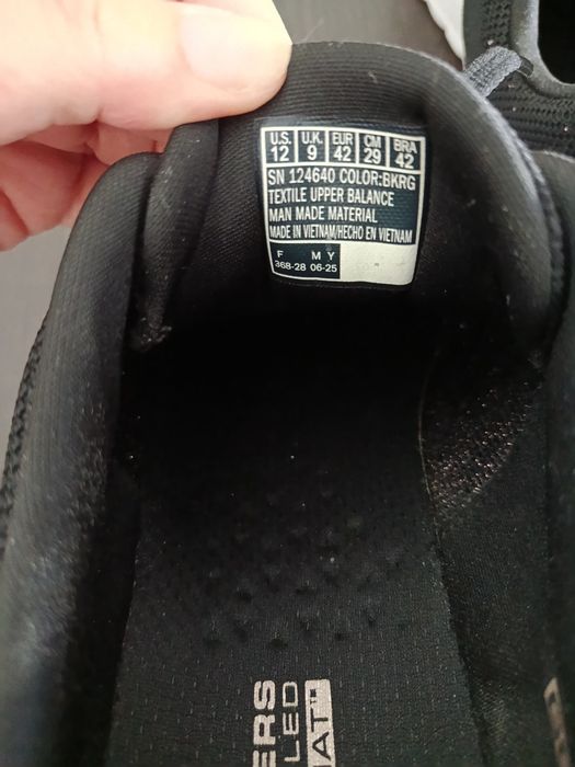Tenis Skechers 42